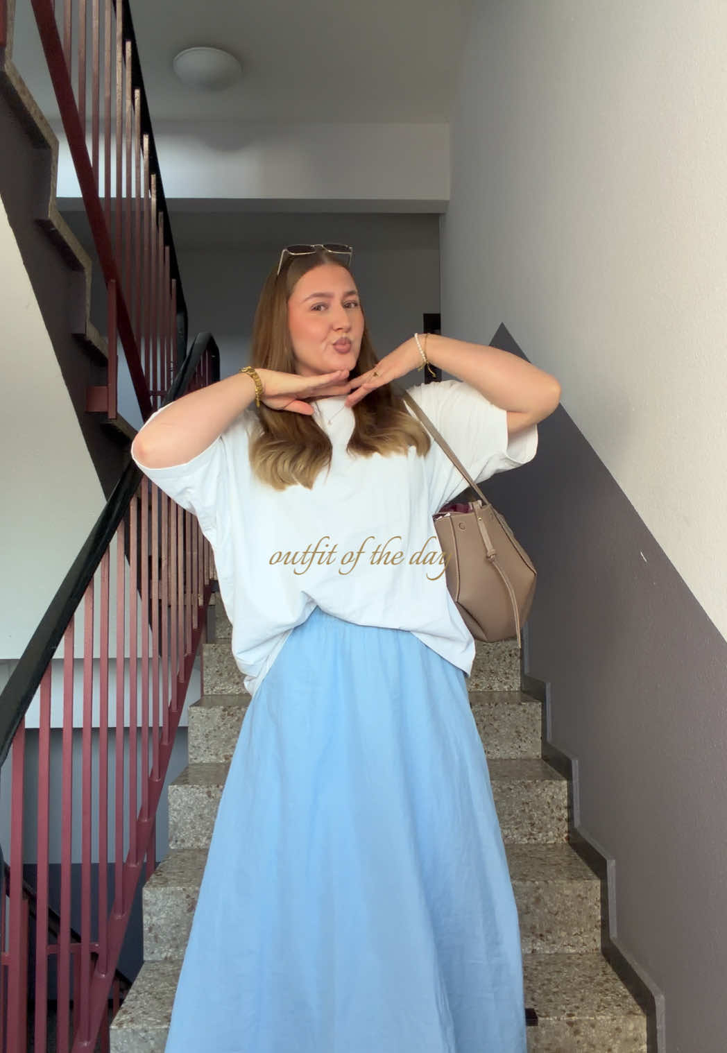 @𝐞𝐯𝐞𝐥𝐲𝐧