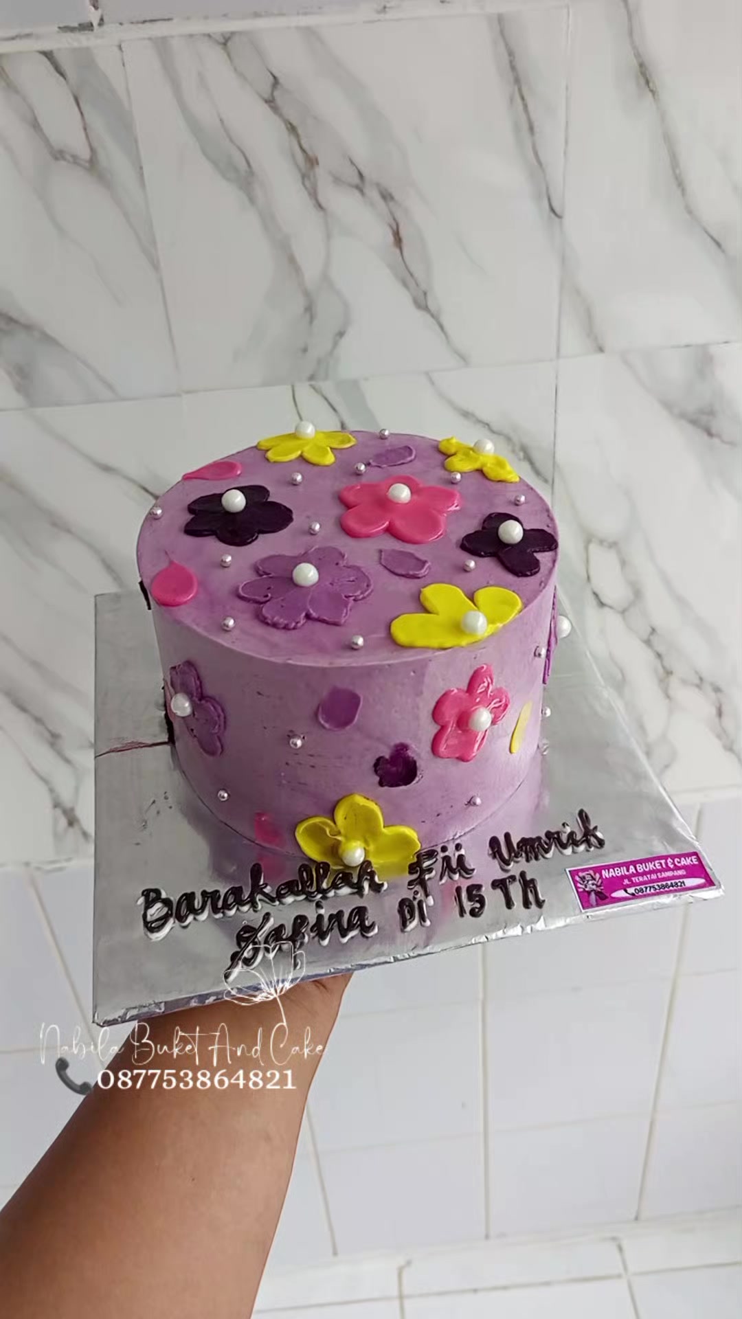 @Nabila Buket And Cake