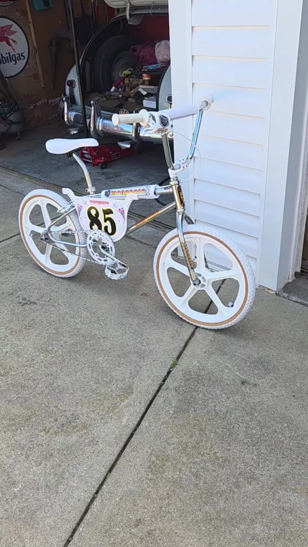 @The Bike Shop - 80s BMX