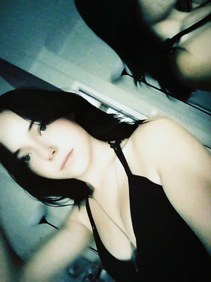 @Laraᵀᴾᴬ