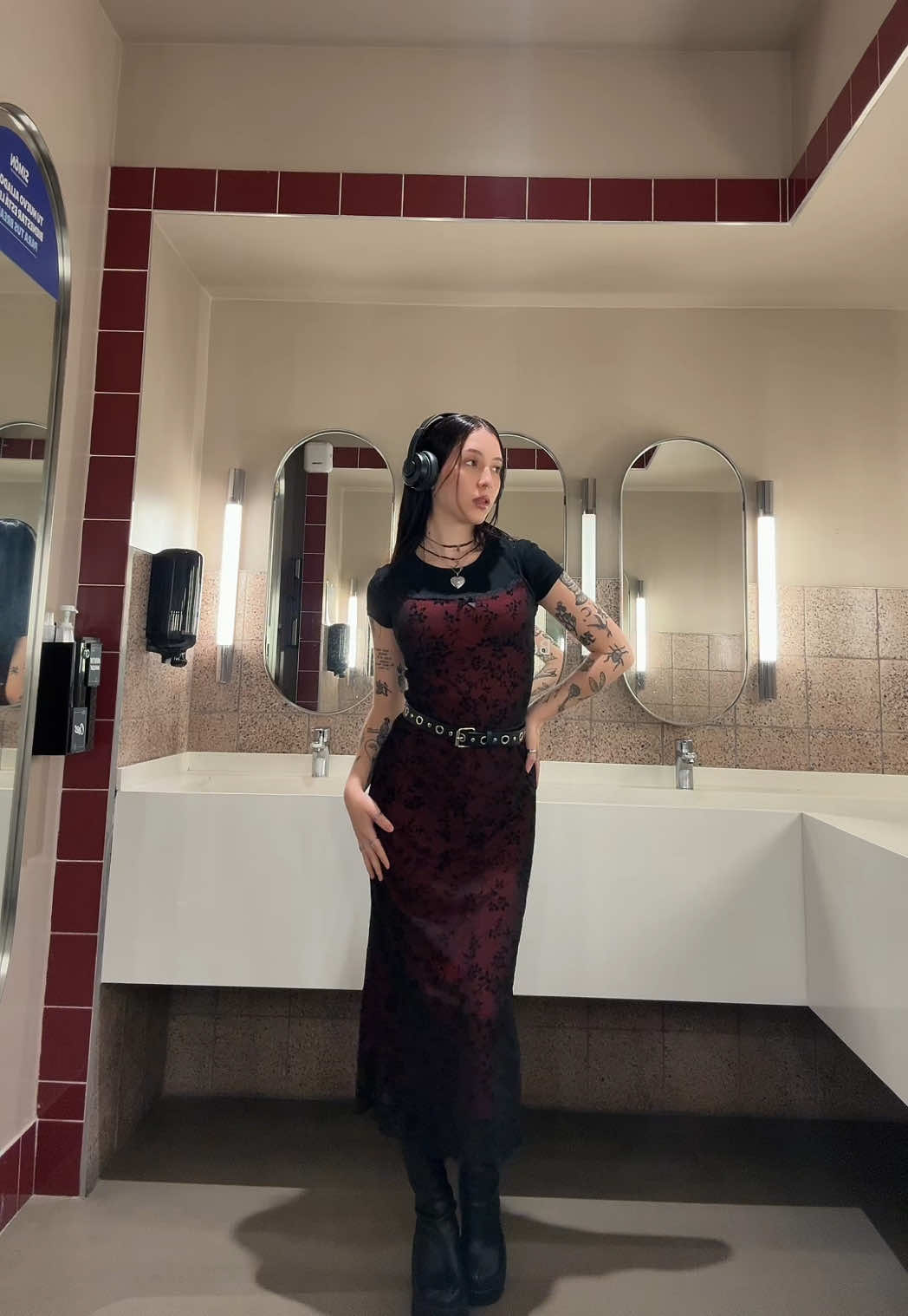 @_redragonblush_