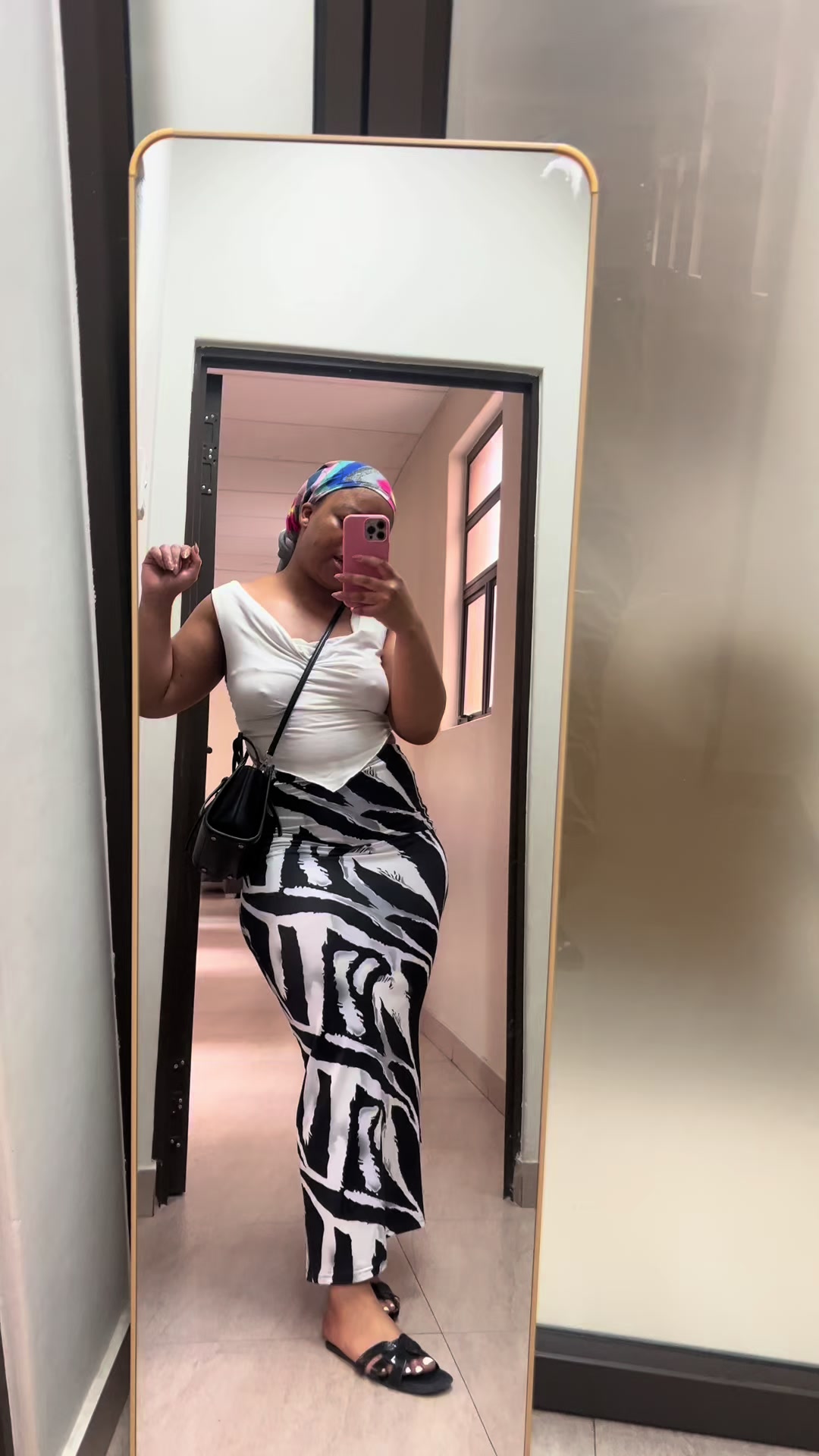 @NompiloMhlangatheNailtech