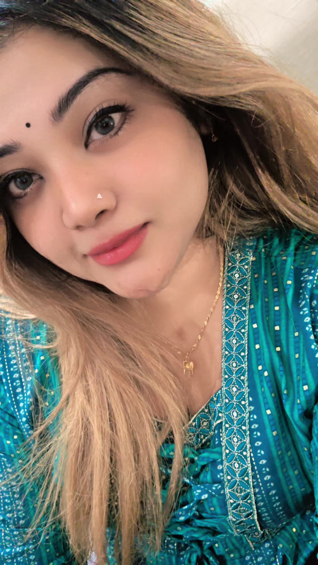 @𝑻𝒉𝒖𝒓𝒈𝒂𝒔𝒉𝒏𝒂𝒗𝒊🦋.
