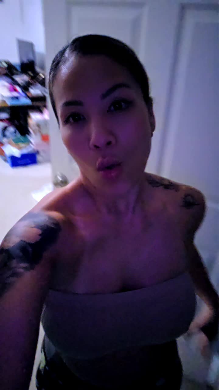 @👑QueenVeeFit🇺🇲🇵🇭♐️🔥