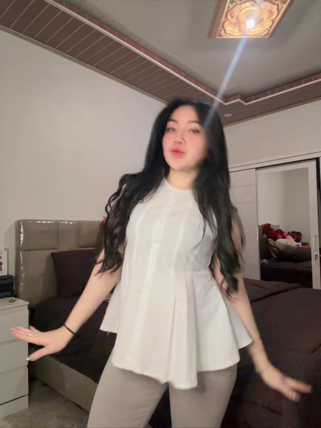 @Haayiiduniaaaaa