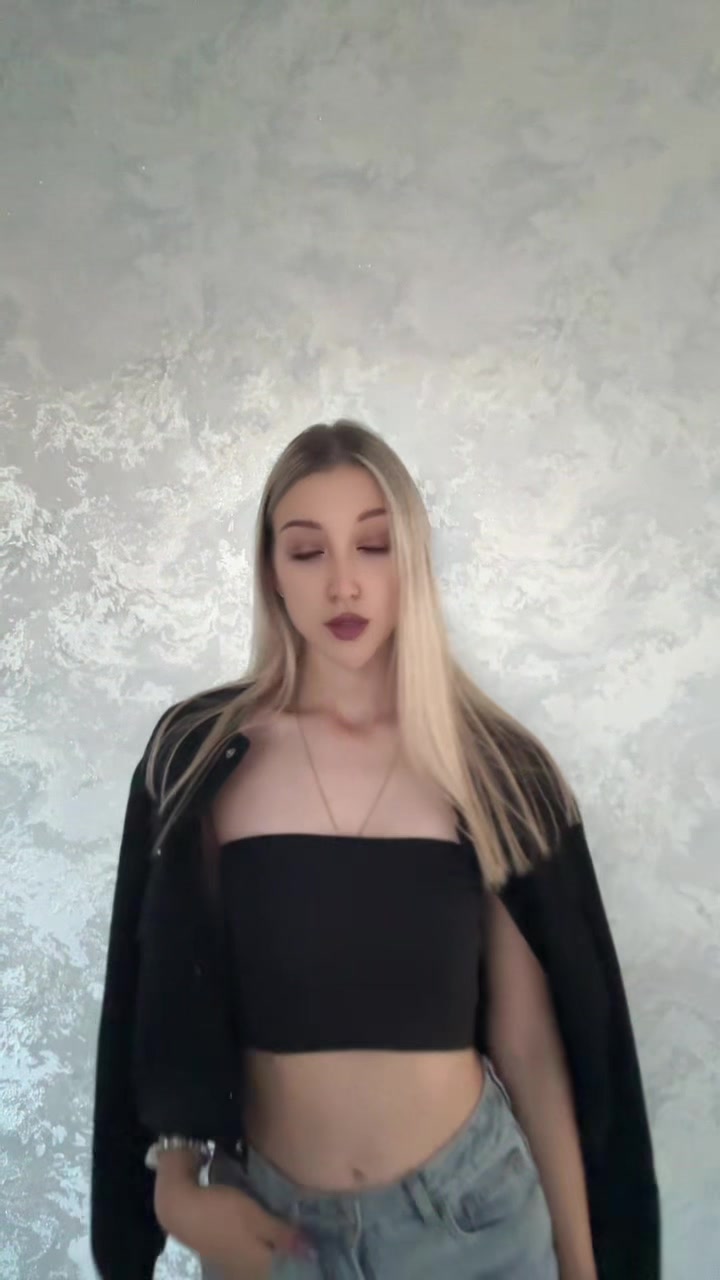 @Angel🫀