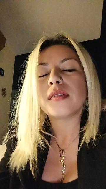 @❤E.K.🍸💎🖤