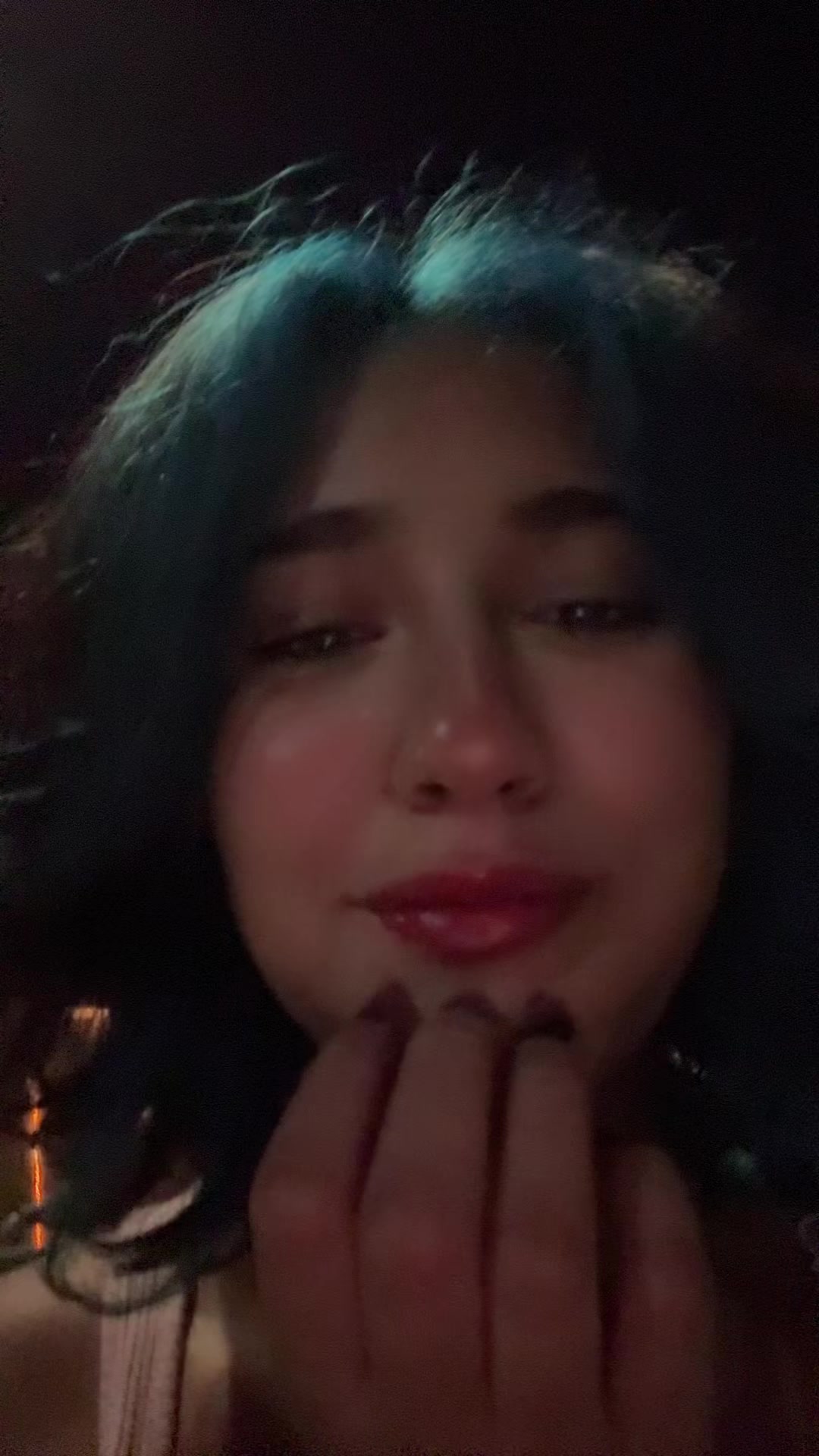 @^~^