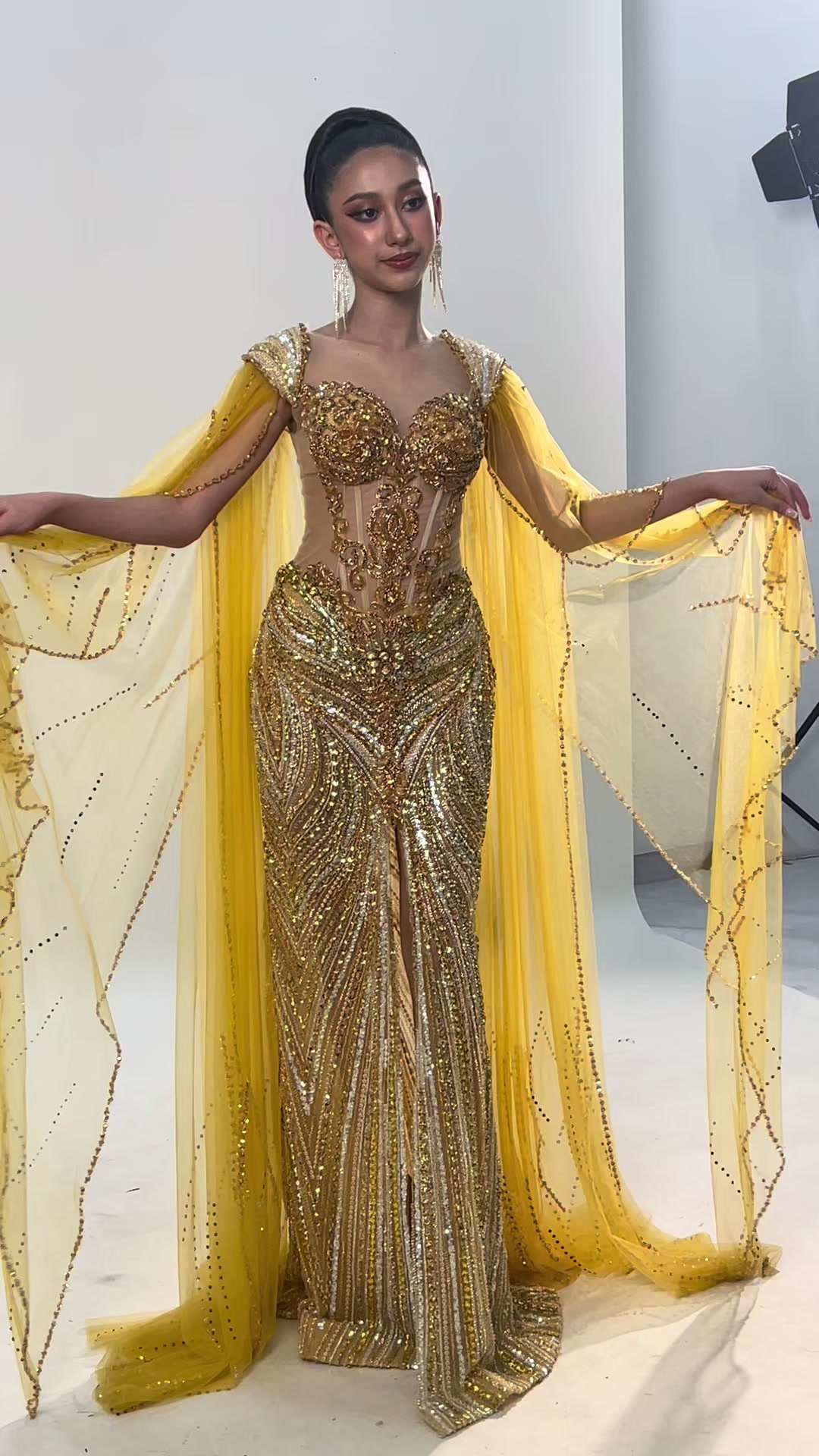 @labeaute495. Isabella Galliano