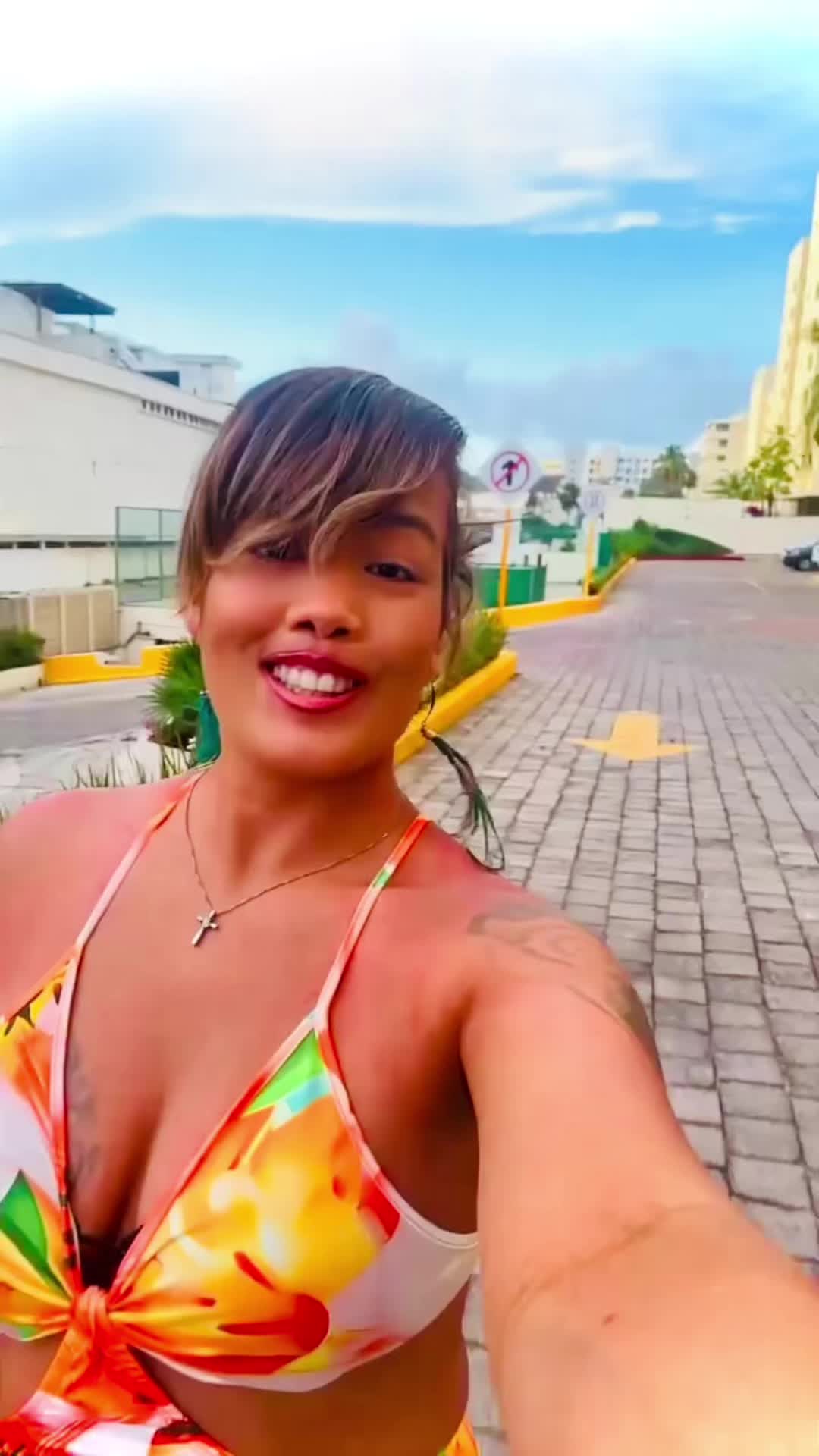@TIYA ROSE