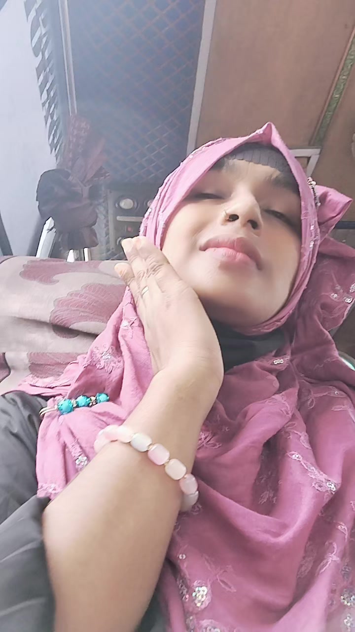 @নড়াইল এর মেয়ে
