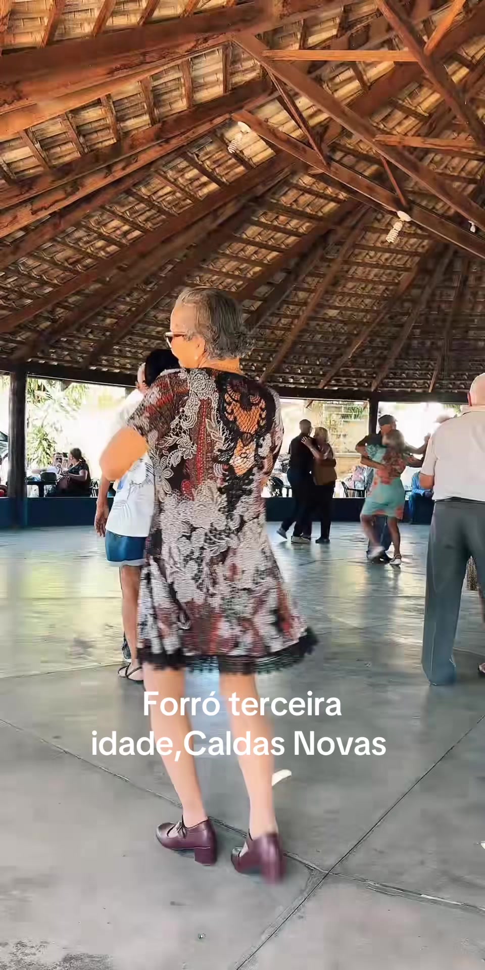 @Empresária_Angela