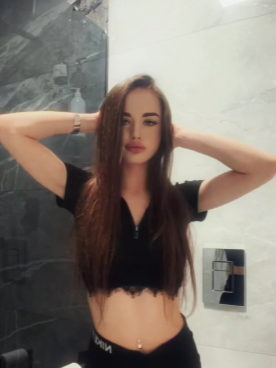 @chichaaaa