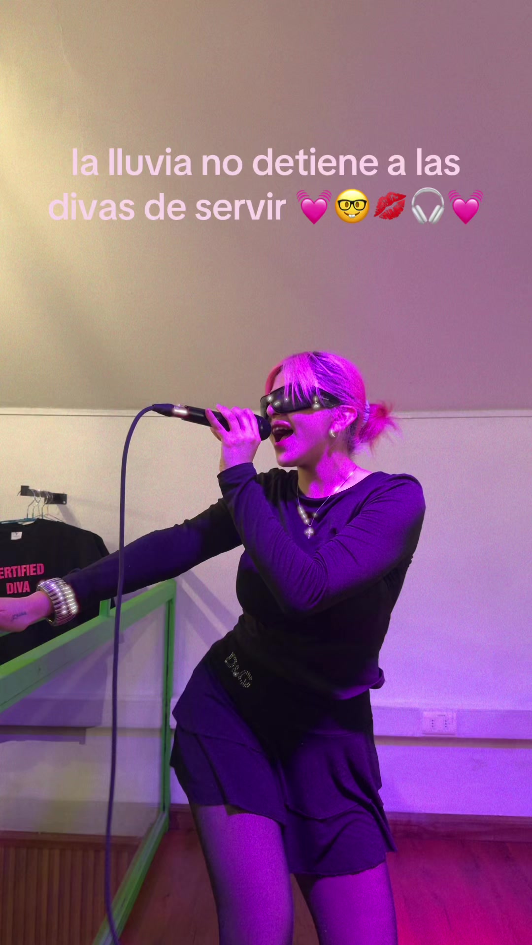 @valentina b 🎧⭐️