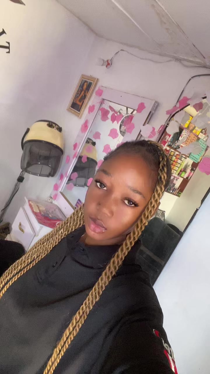 @tizzybeauty11
