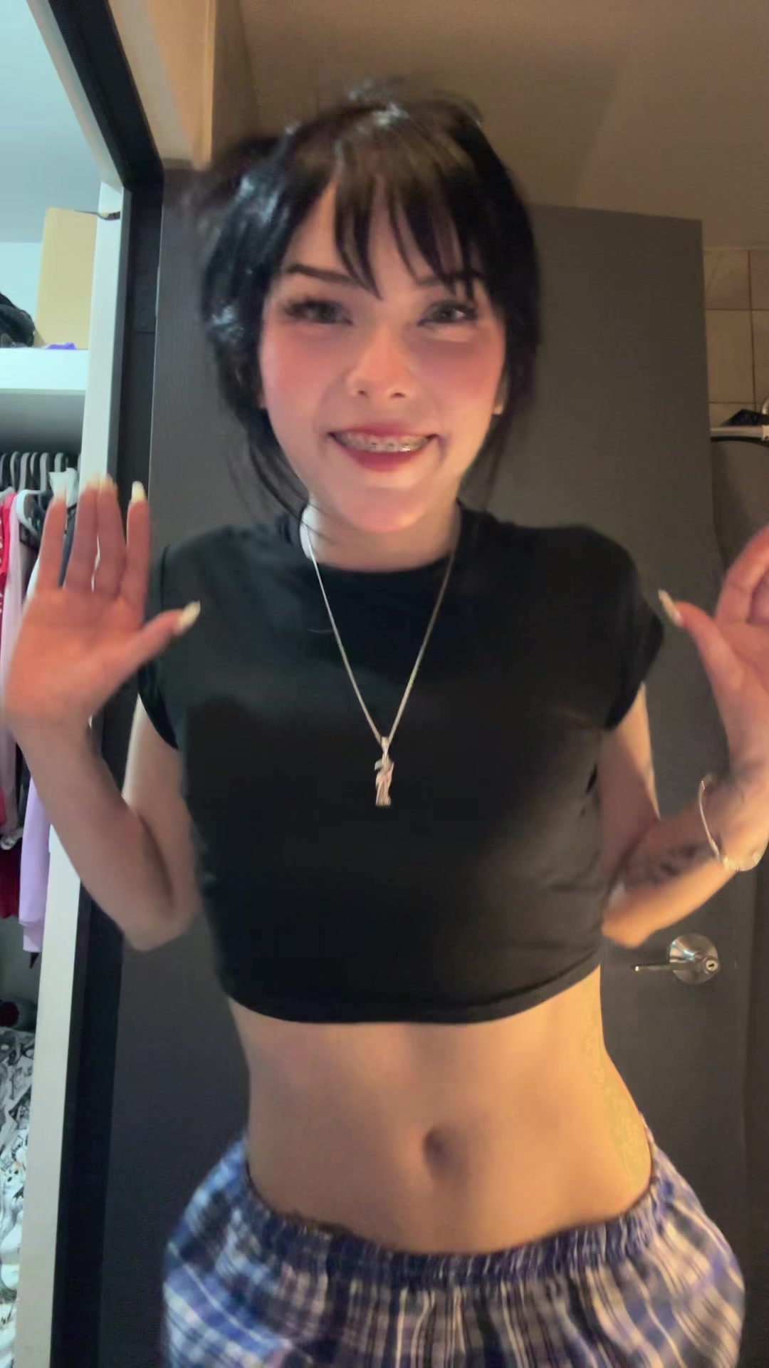 @SkinnyGhostiee🧛🏻&zwj;♀️