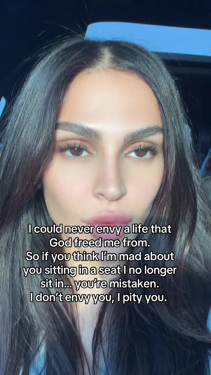 @nikkisarantos