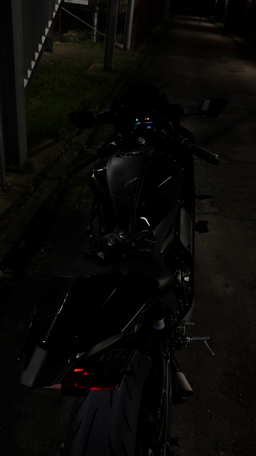 @衣 Zonic