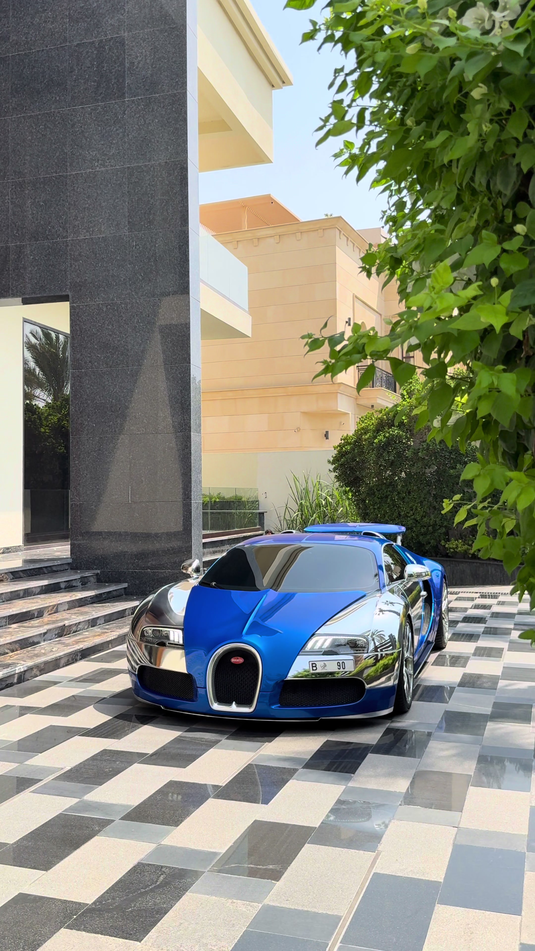 @cf.cars