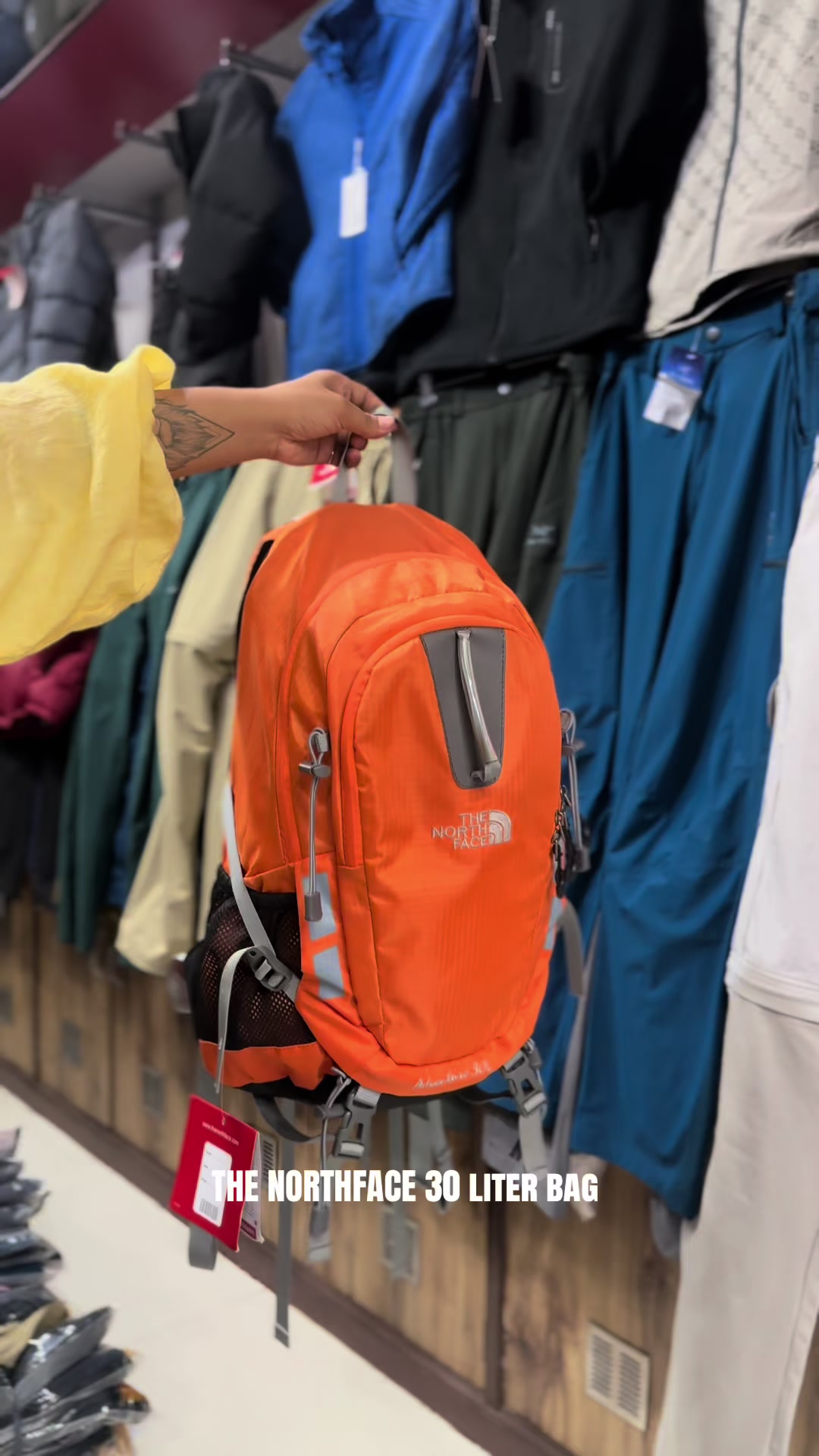 @LAKE FEWA TREKKING SHOP 🧿