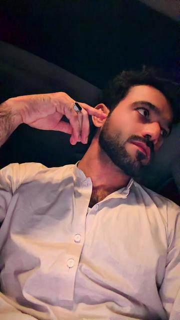 @Its, 𝑰𝒇𝒇𝒊🖤