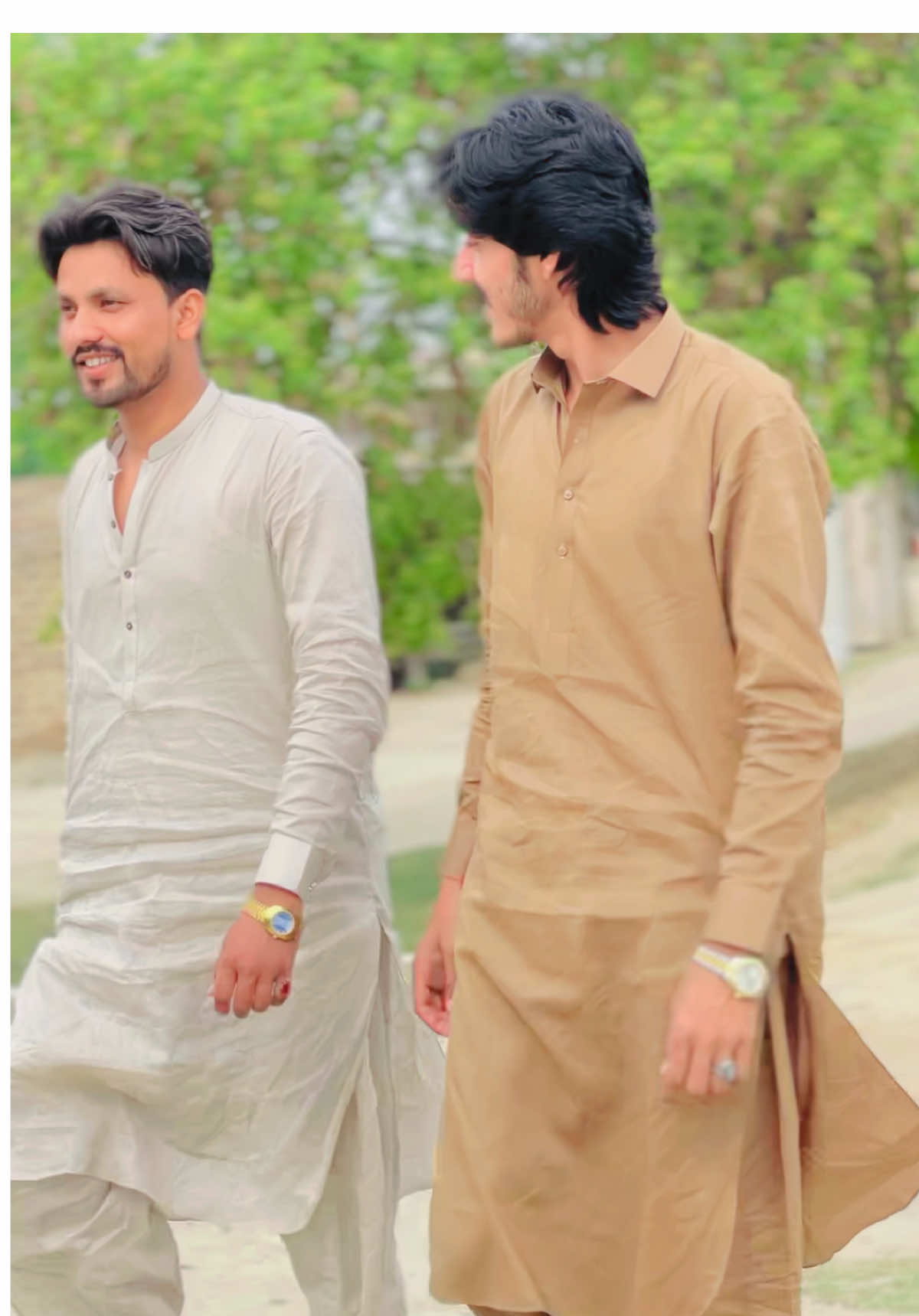 @ملک زبیر گھلو 👑