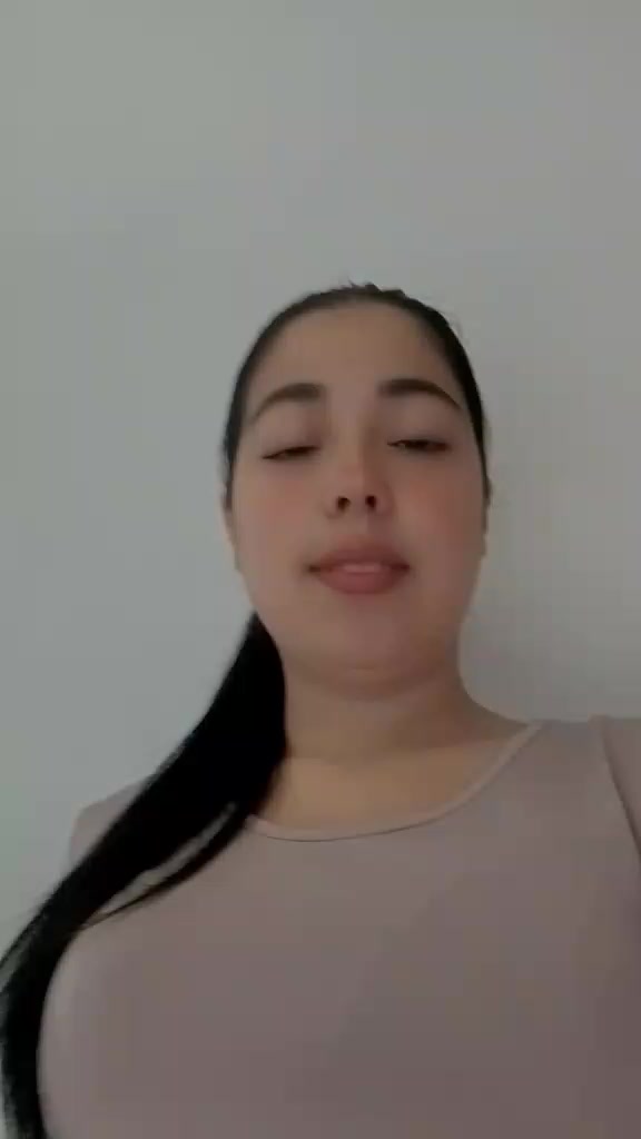 @Caren Alexandra 🦋💋🌸