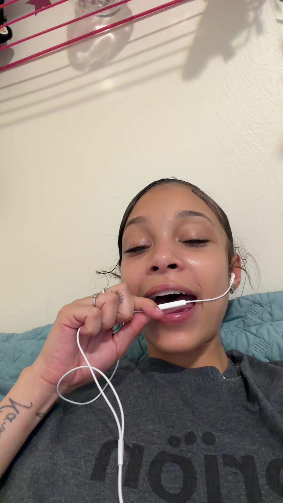 @awcauseidgaf