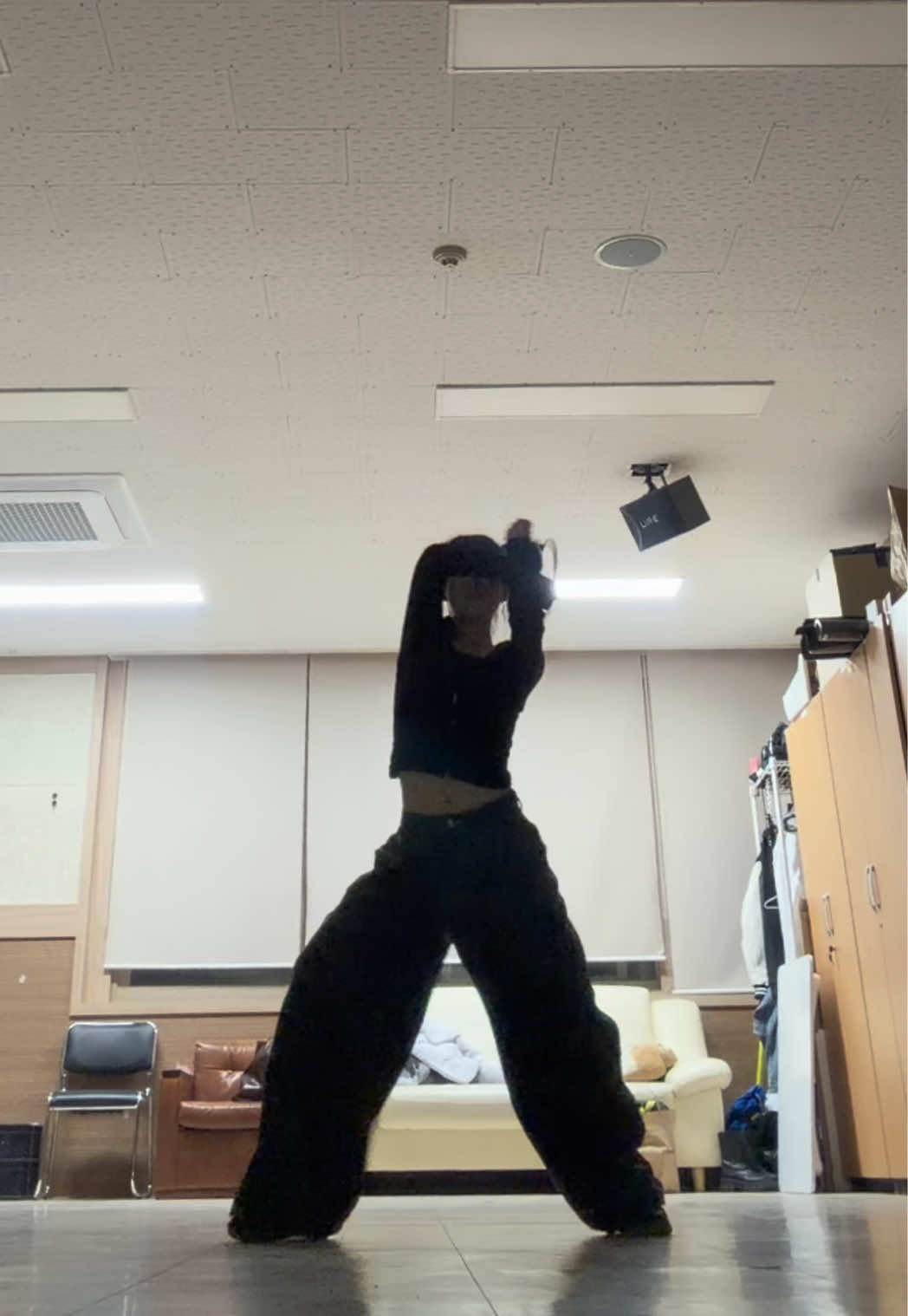 @์
ฉ