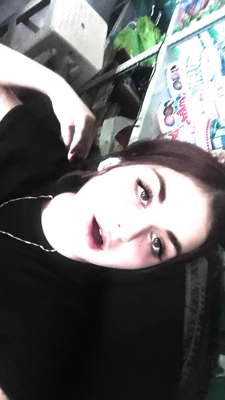 @Valeria ❤️🩹