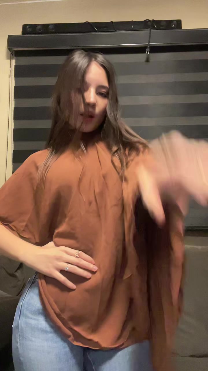 @Melanie Adamari