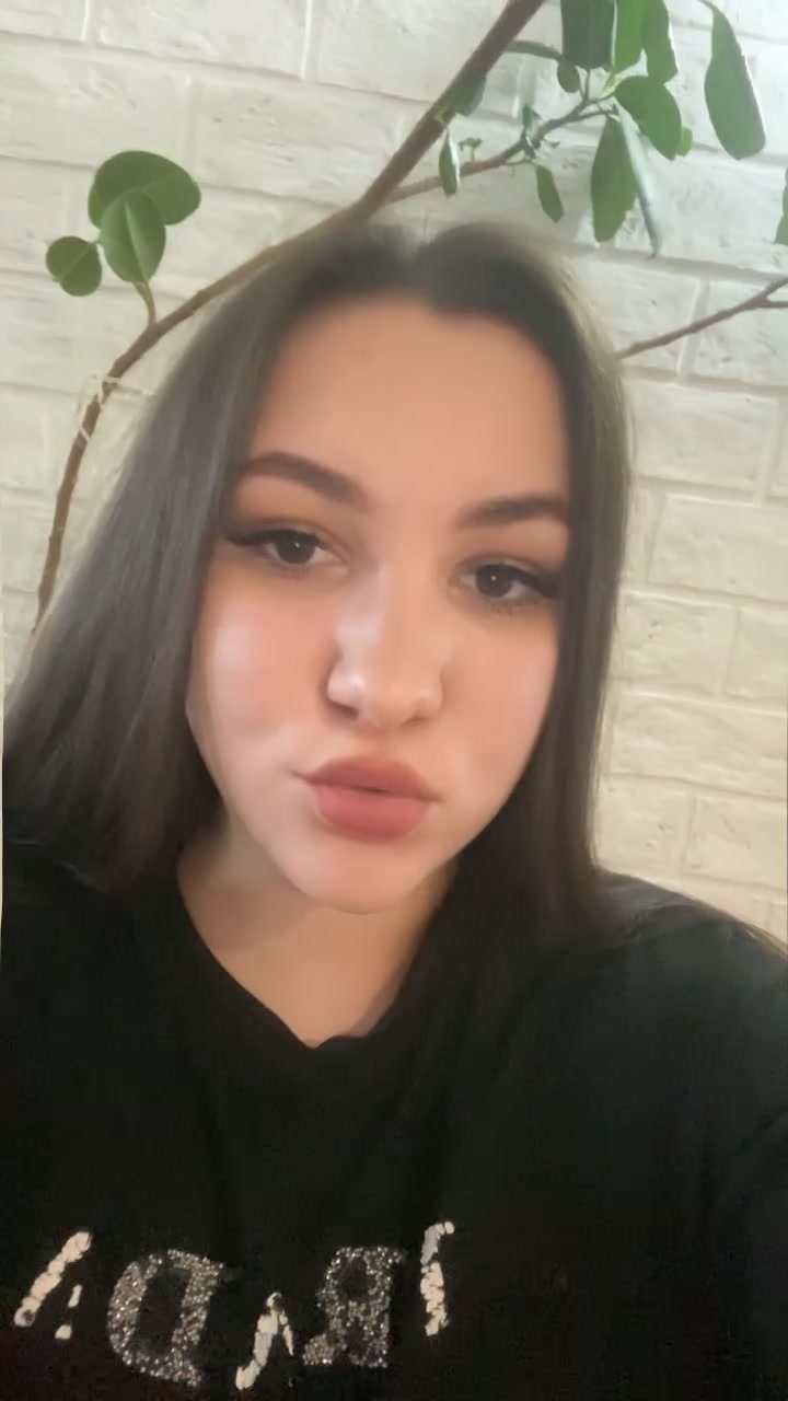 @arianaterno