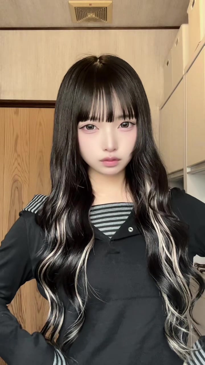 @スズ