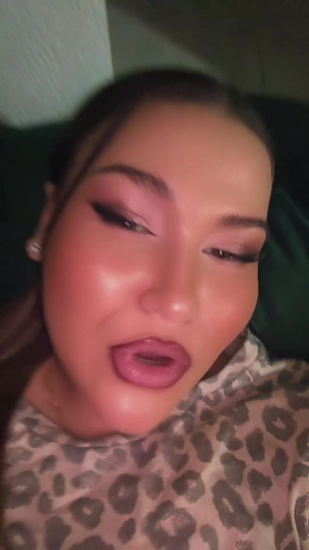 @𝓗𝓪𝓵𝓲𝓵𝓸𝓿𝓲𝓬