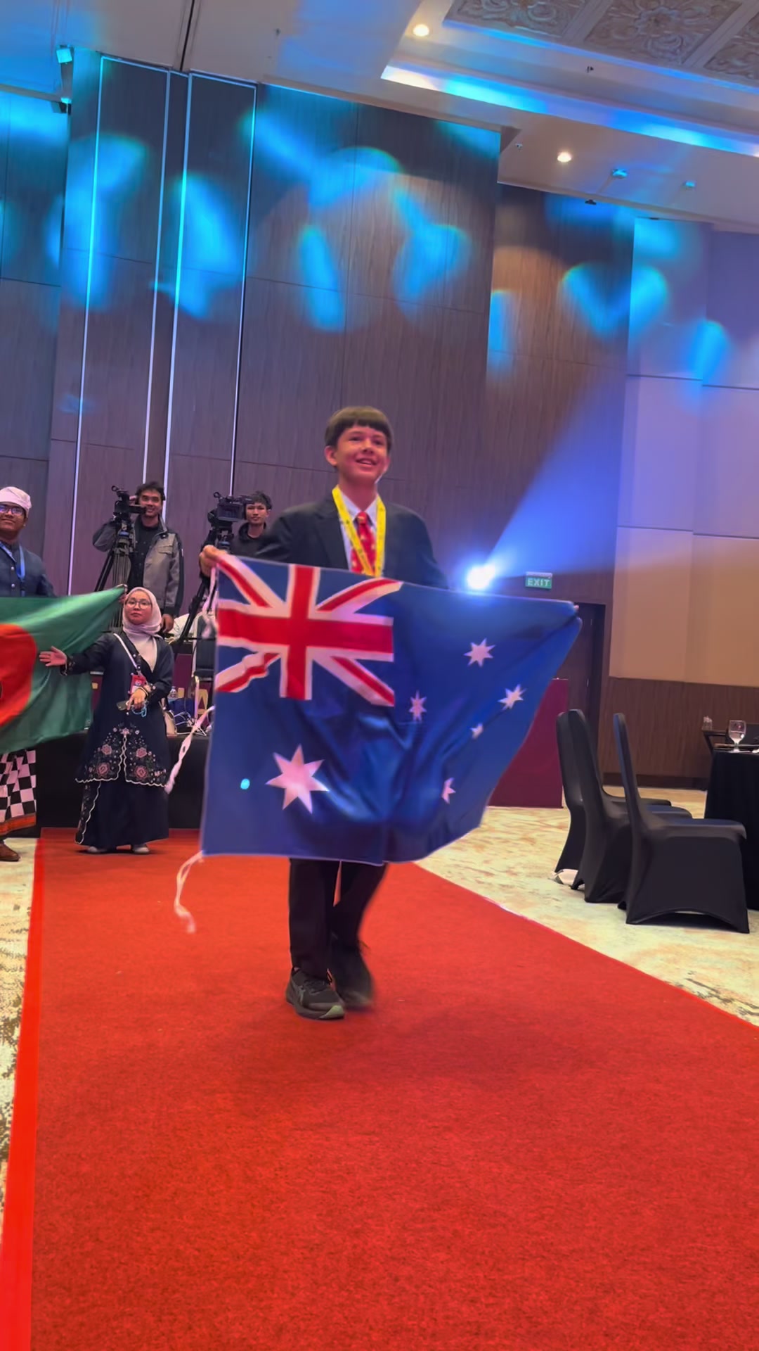 @AWMUN