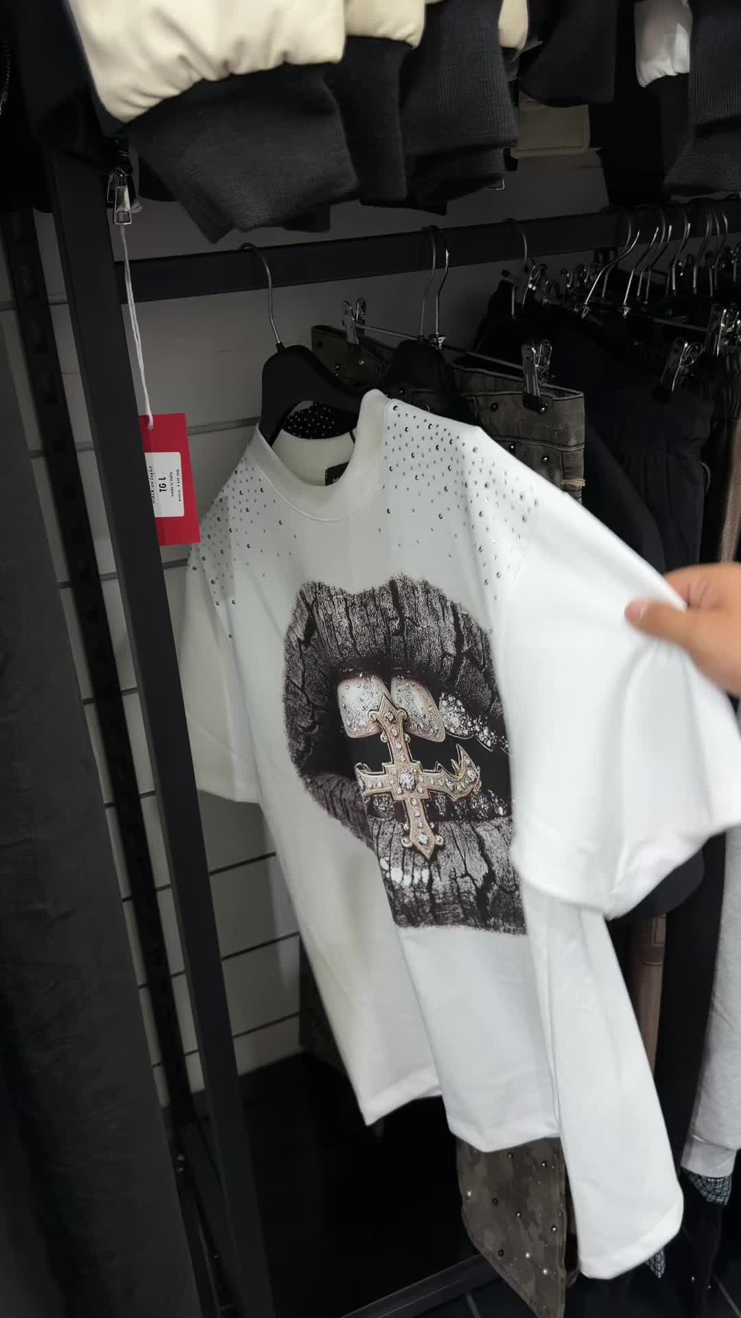 @AMEDEUS ABBIGLIAMENTO UOMO