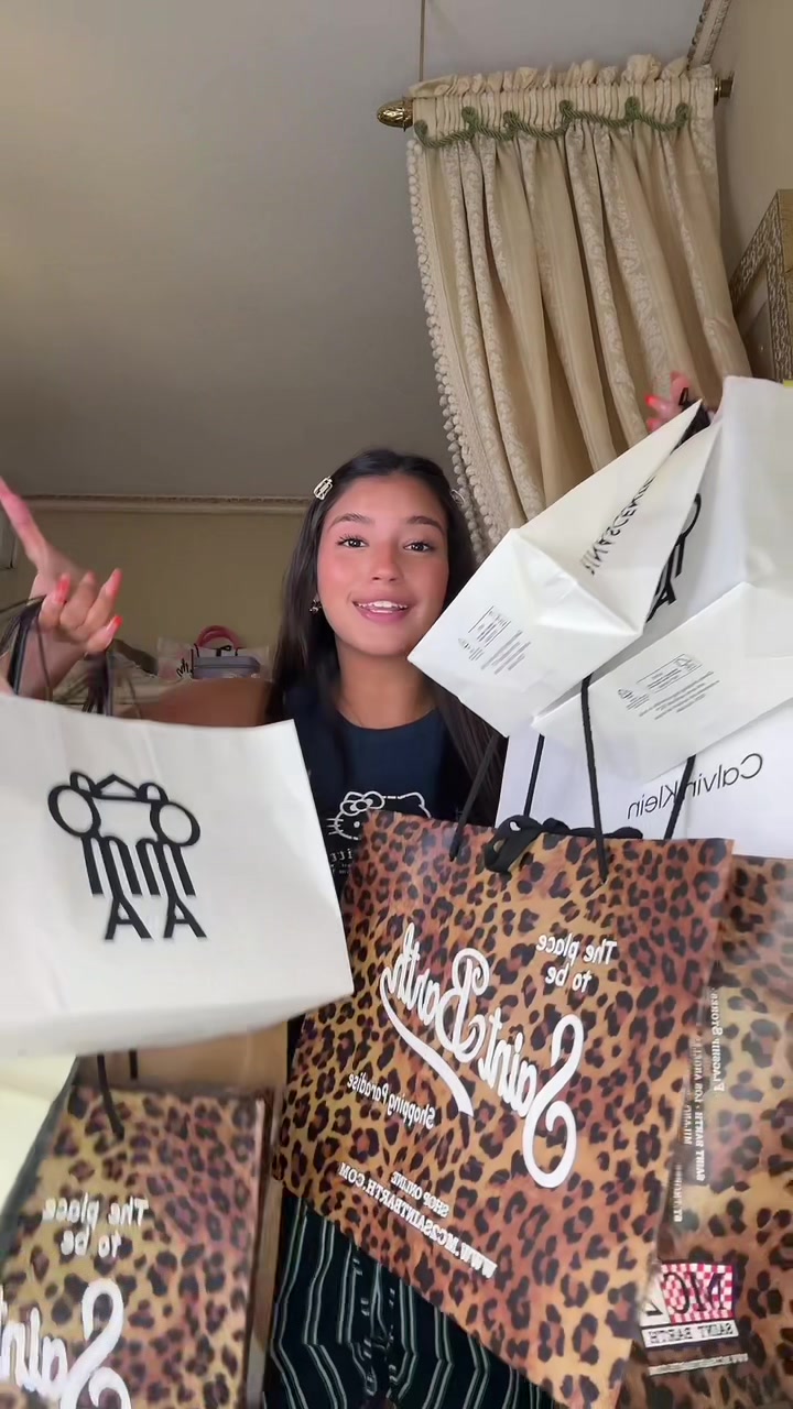 @Reina 👑