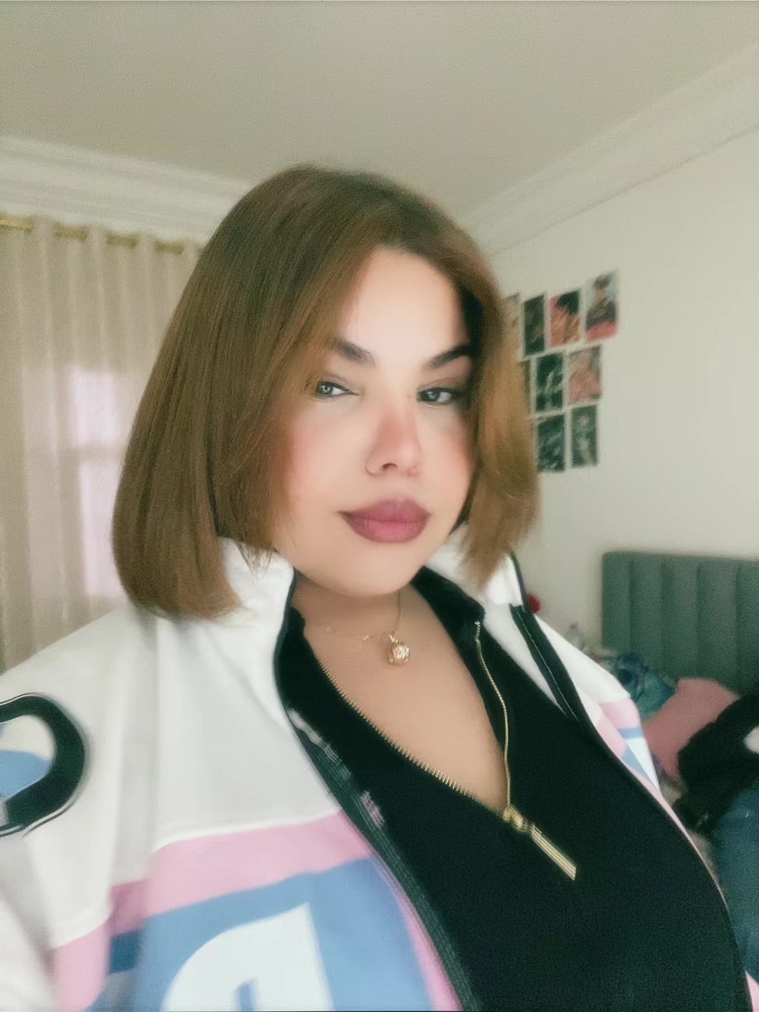 @🦋