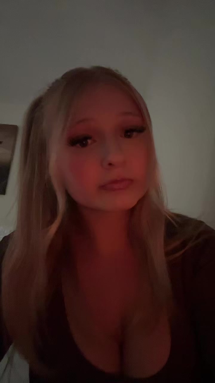 @𝓐𝓵𝓵𝓸𝓻𝓪.💕