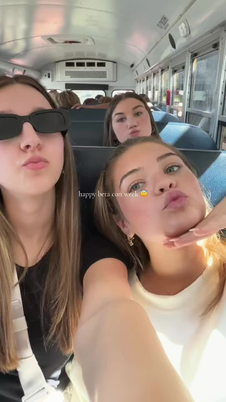 @CLAIRERIVERS 🌟