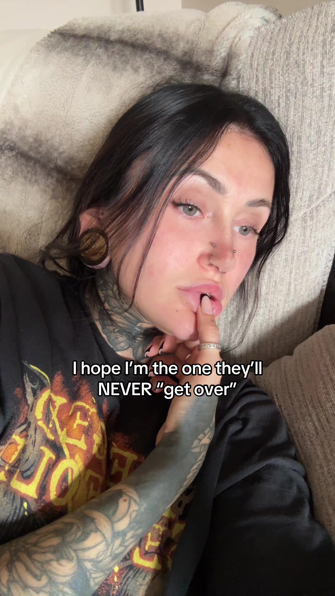 @Lauren🖤