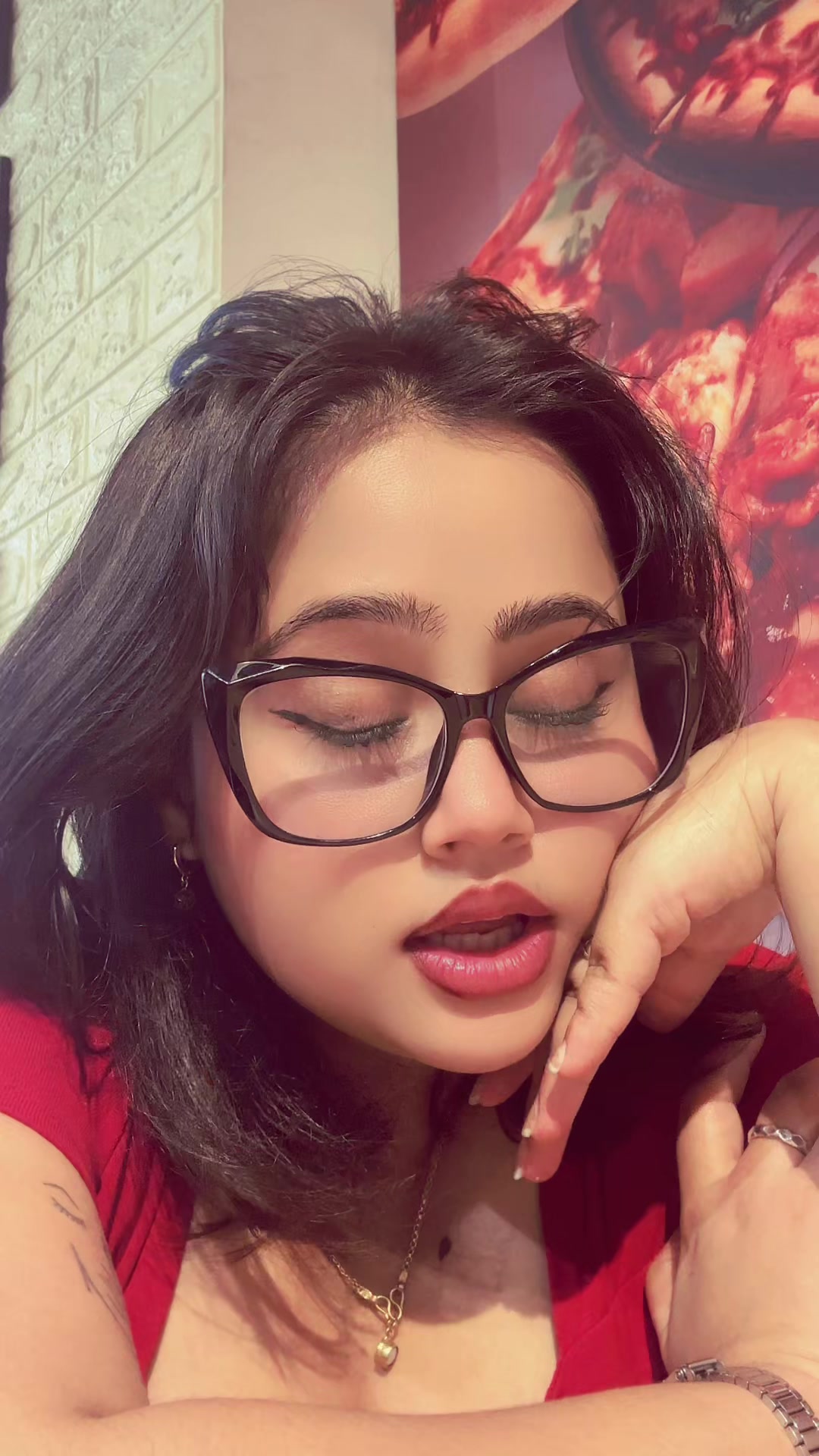 @Aww__🦋 Visa__