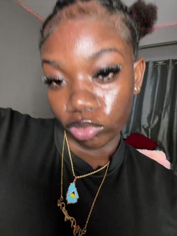 @itzpryiaxo