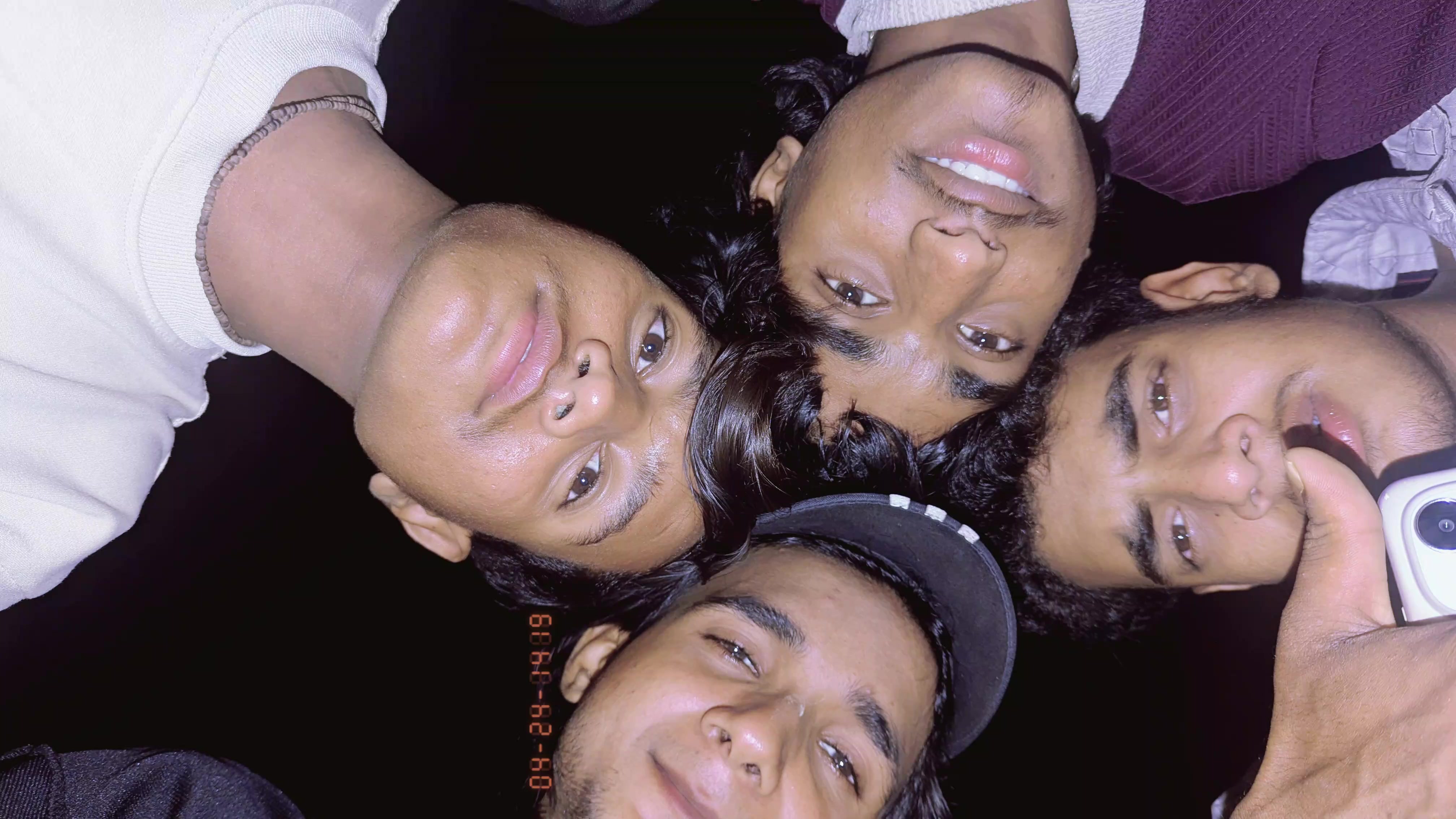 @      কৃষ্ণ 🥰🤭      