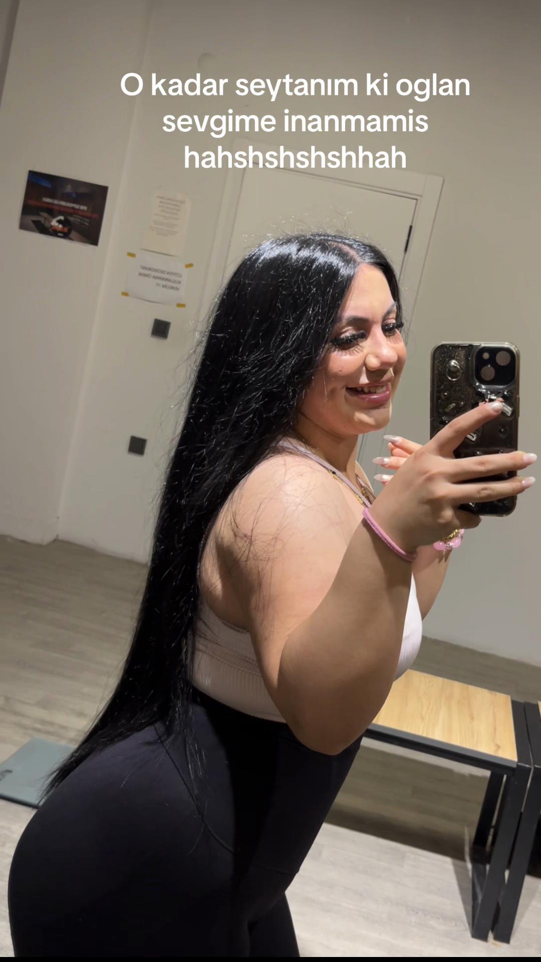 @𝗘𝗠𝗜𝗡𝗘