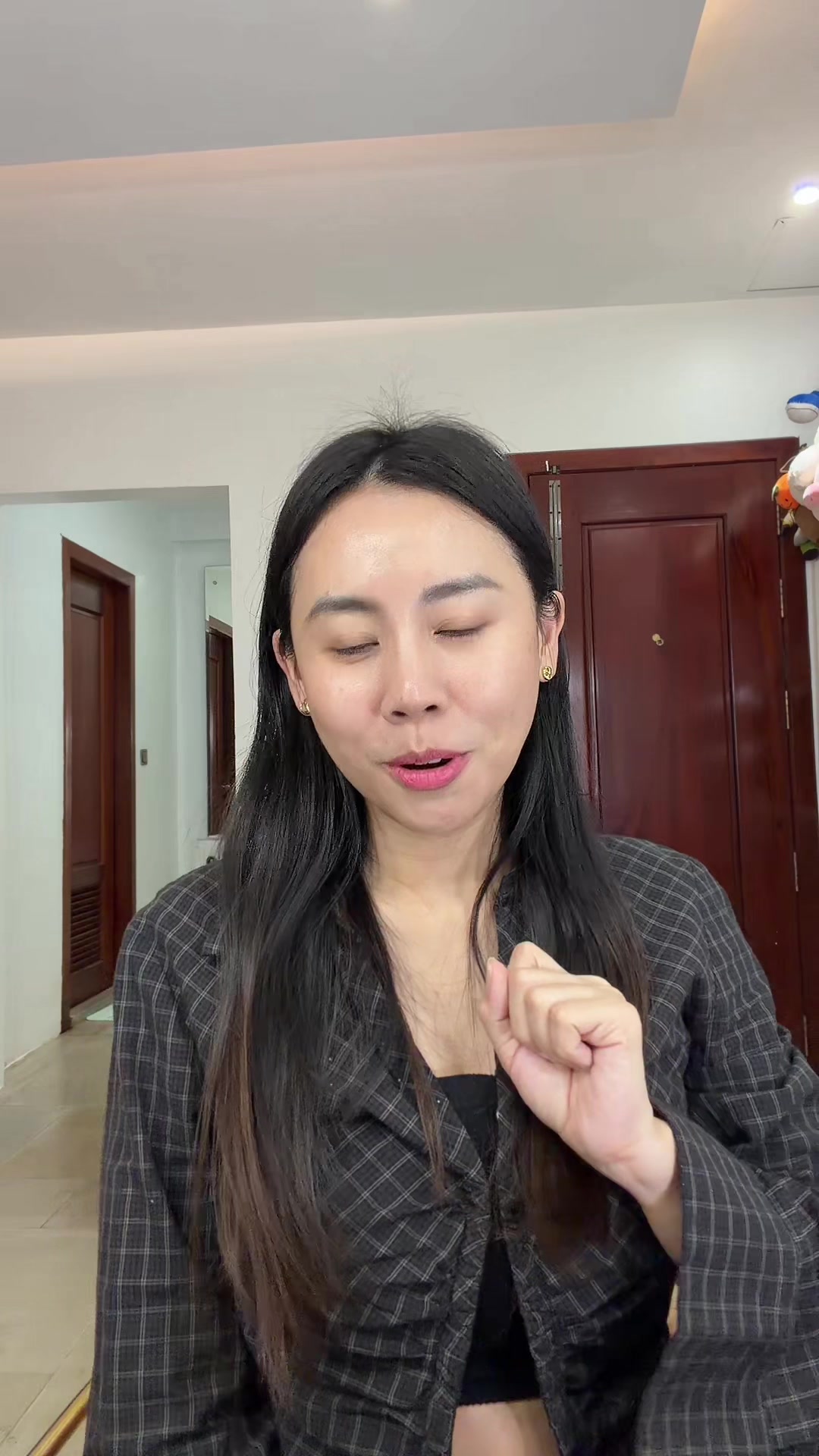 @Houn Sreylin - ហូន ស្រីលីន