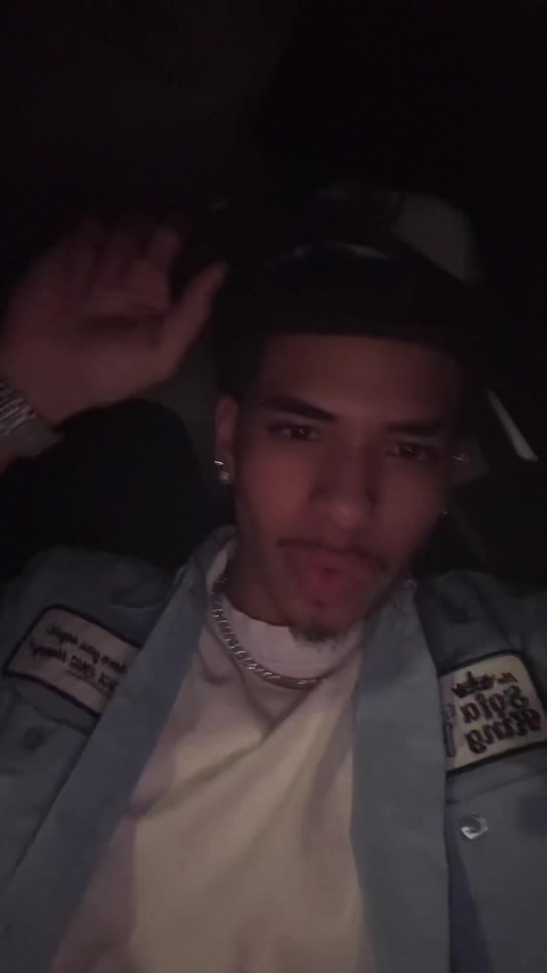 @👑