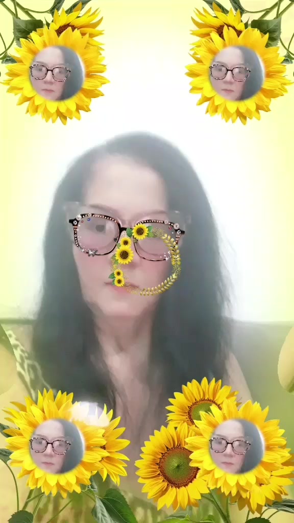 @N&aacute;dia