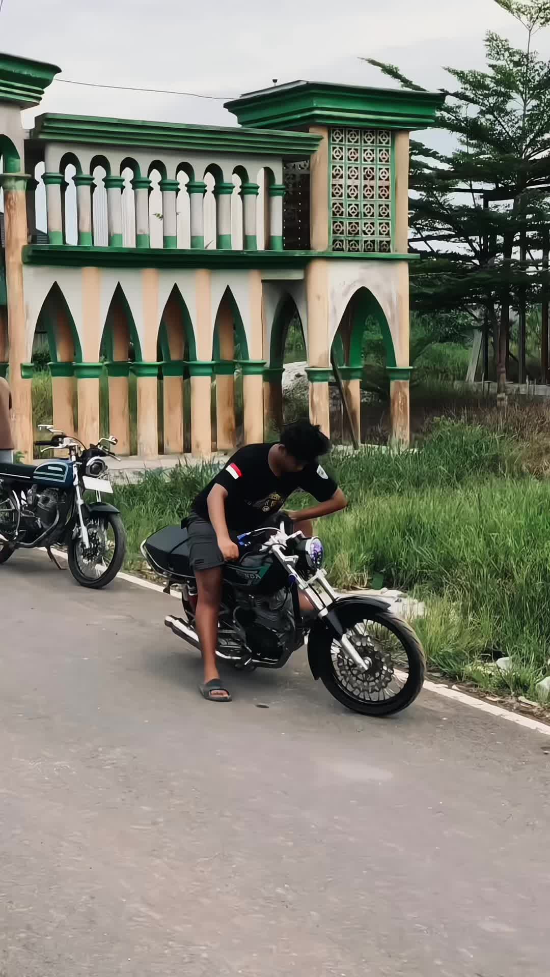 @andrawr