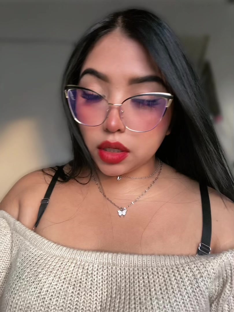 @♡🦋Evelyn🦋♡